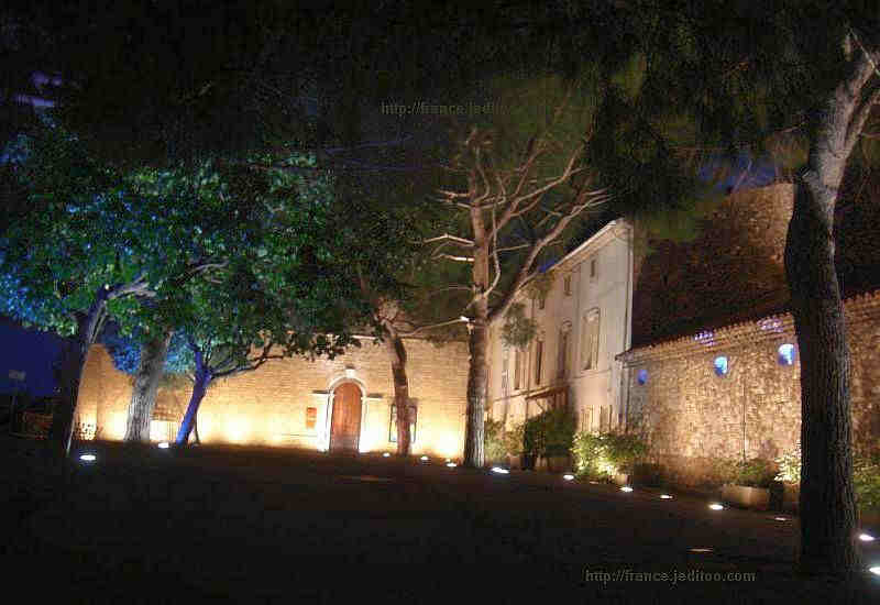 l'esplande au Suquet &agrave; Cannes