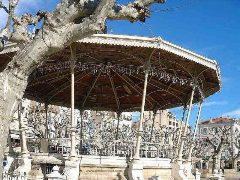 kiosque &agrave; musique de Cannes