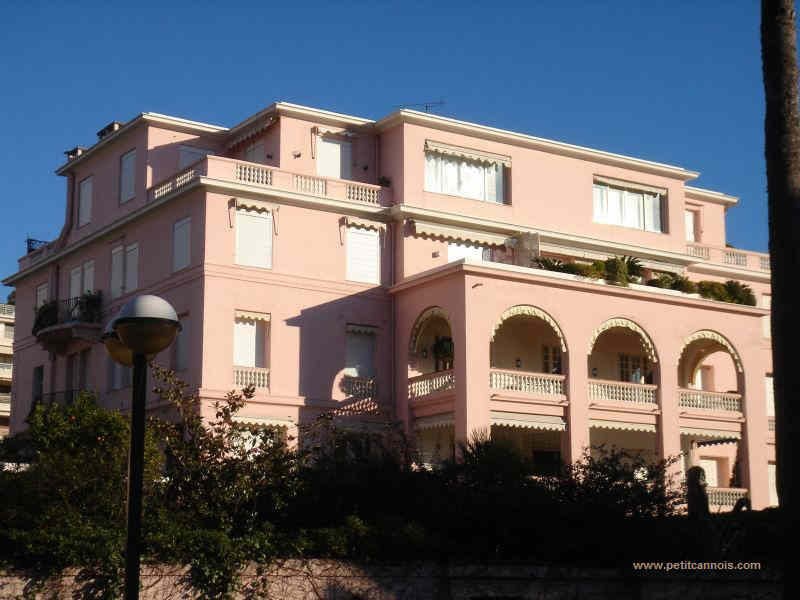 la  Corne  d'Or, ou maison rose sur la Croisette, Cannes