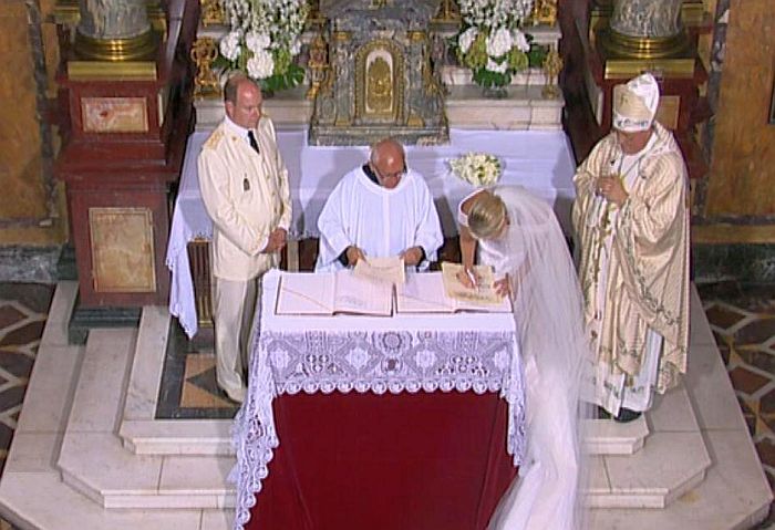 Prince Albert de Monaco and princess Charl&egrave;ne, religious marriage