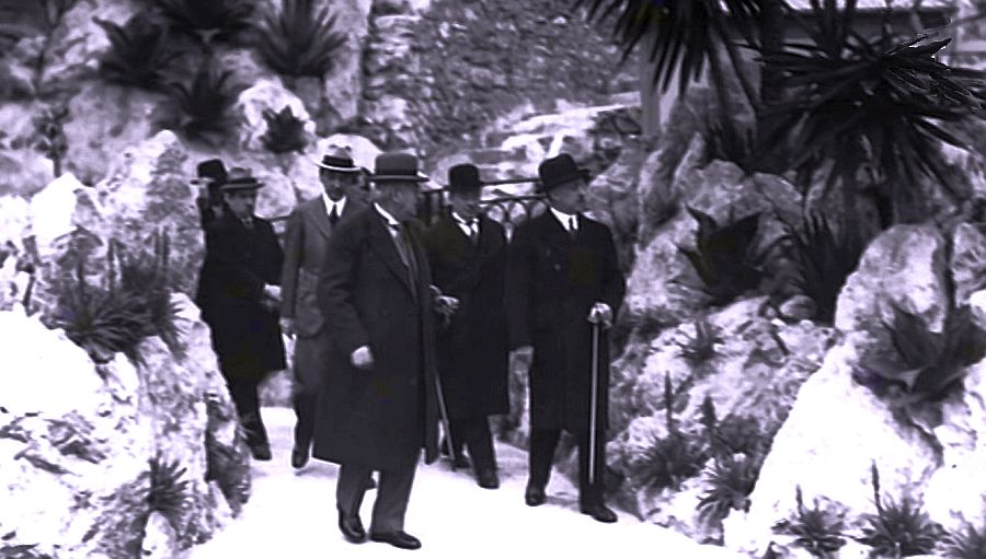 Inauguration du  jardin exotique de Monaco par le prince Louis 2