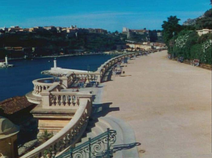 Esplanade devant le casino et la baie de Monaco 1950