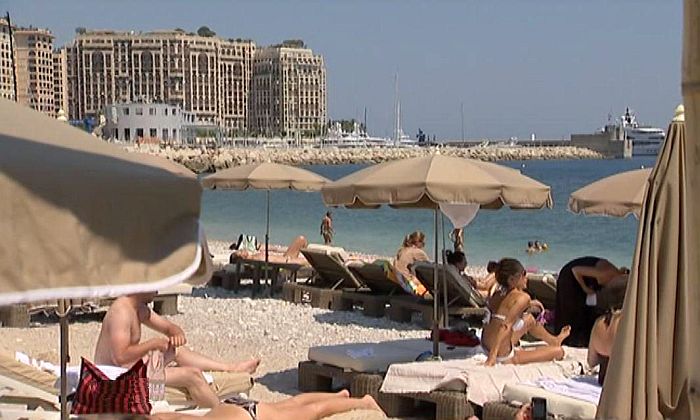 PLage &agrave; Monaco